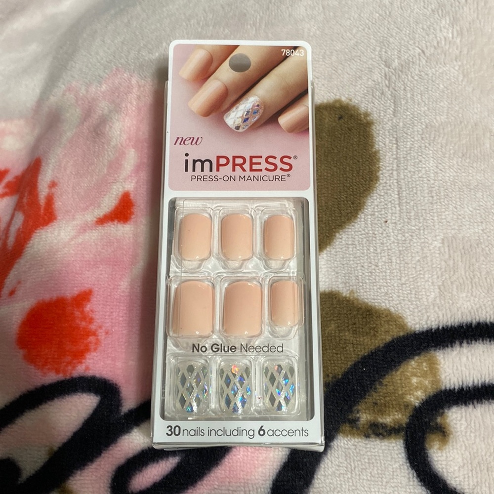 Host Pick!!! NWT 78043 Impress Press-On MANICURE Press on Nails